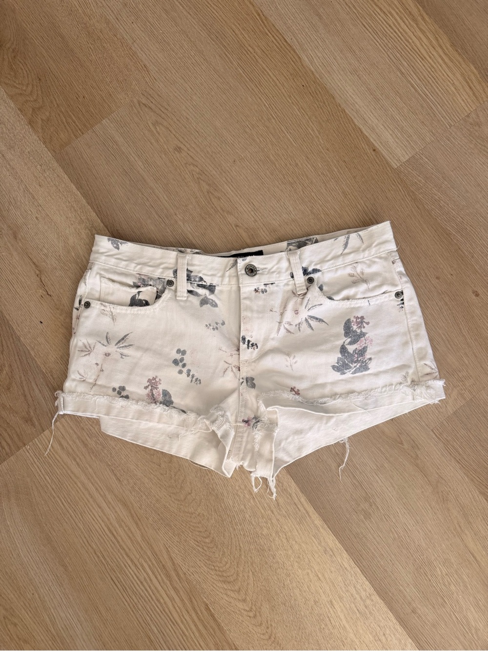 Lucky Brand Cream Floral Print Denim Shorts